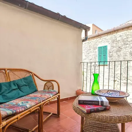 Corte D'anglona, Typical Sardinia Apartment Nulvi